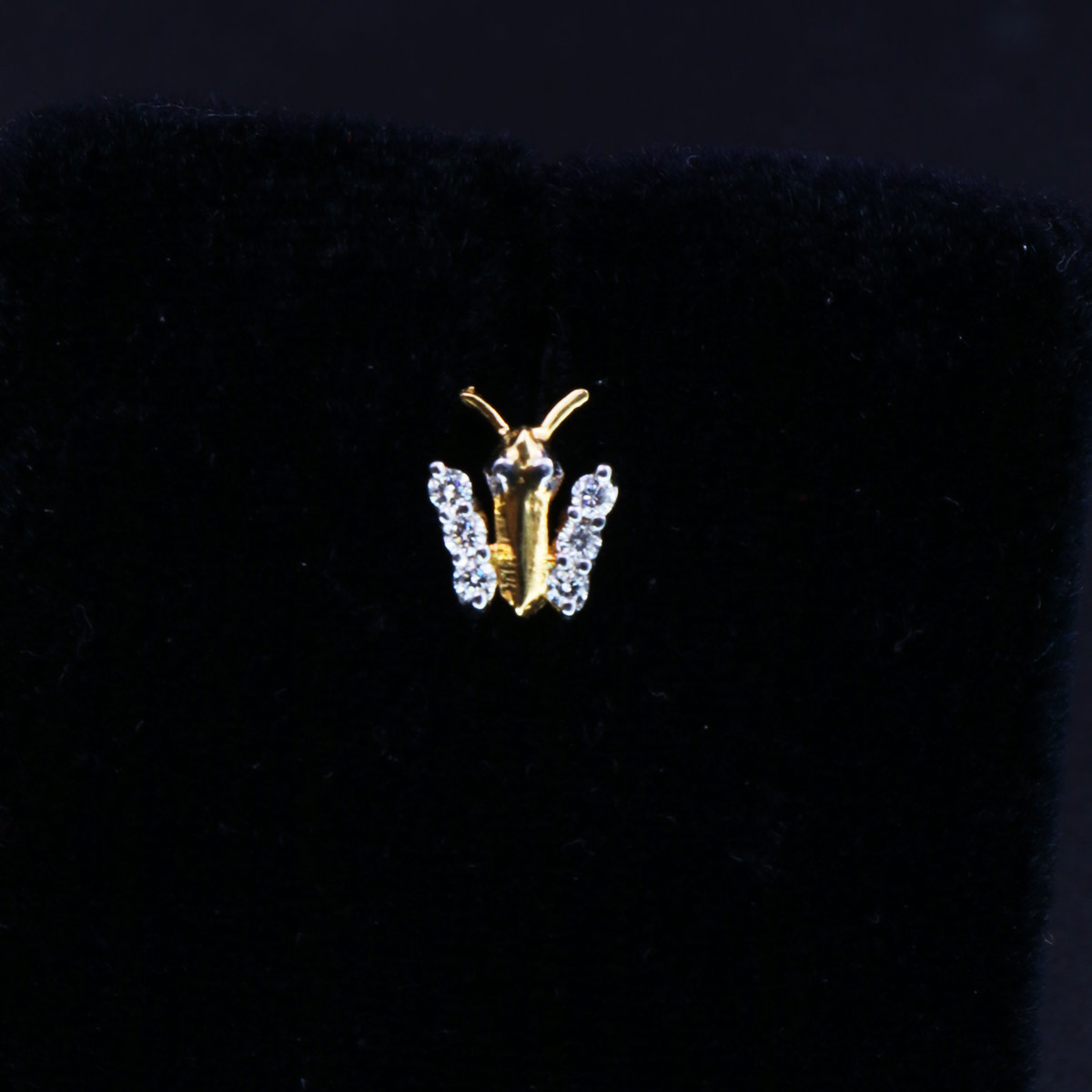Butterfly-Diamond-Nosepin-01-dgoldpassion