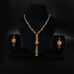 Elegance-in-Gold-Flourish-Necklace-Set-01-dgoldpassion