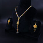 Elegance-in-Gold-Flourish-Necklace-Set-02-dgoldpassion