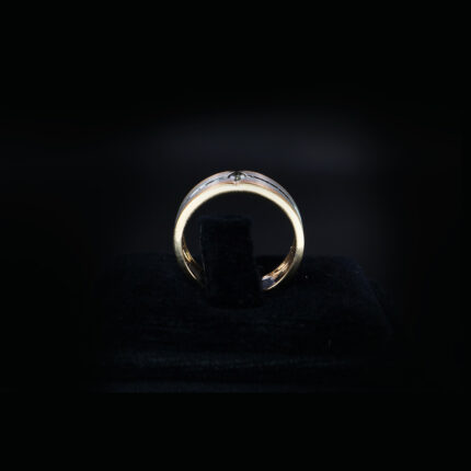 Eternal-Rose-Bordered-Platinum-Ring-02-dgoldpassion