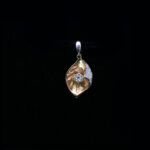 Glamorous-Leafy-Sparkle-Diamond-Pendant-02-dgoldpassion