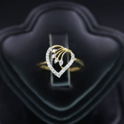 Glorious-Allure-Diamond-Ring-01-dgoldpassion