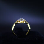 Sleek-&-Shimmering-Diamond-Ring-02-dgoldpassion