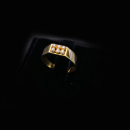 Twinkling-Men's-Allure-Diamond-Ring-02-dgoldpassion